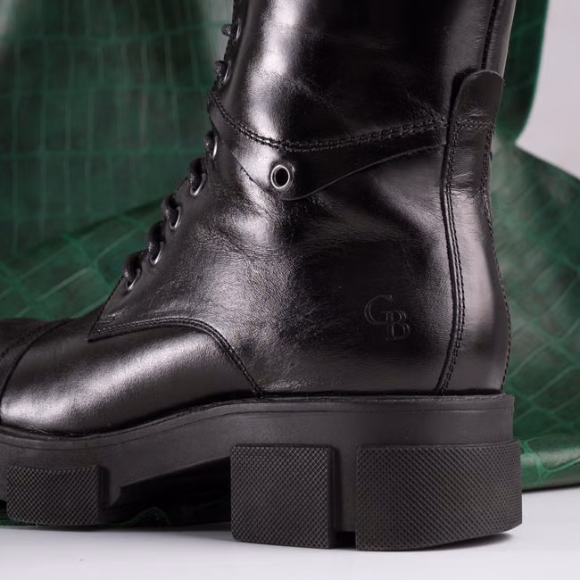 Bota Coturno